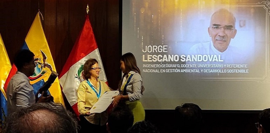 Reconocimiento del Parlamento Andino al Dr. Jorge Lescano Sandoval